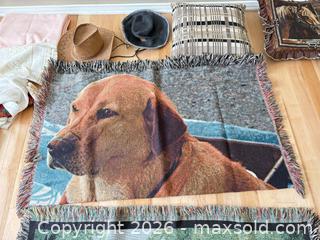 MaxSold Auction: Assorted Home Textiles & Hats Lot B - Ottawa (Ontario, Canada) PARTNER MANAGED Downsizing Online Auction - Sablewood Place