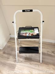 MaxSold Auction: Easy Reach 2-Step Lightweight Folding Stool / Step Ladder A - Ottawa (Ontario, Canada) PARTNER MANAGED Downsizing Online Auction - Sablewood Place
