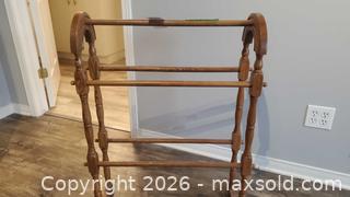 MaxSold Auction: Freestanding Quilt/Blanket/Towel Rack, Light/Medium Oak A - Ottawa (Ontario, Canada) PARTNER MANAGED Downsizing Online Auction - Sablewood Place