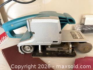 MaxSold Auction: Makita 9924DB Corded Belt Sander A - Ottawa (Ontario, Canada) PARTNER MANAGED Downsizing Online Auction - Sablewood Place