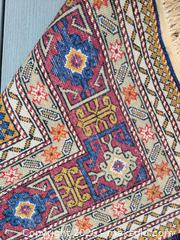 MaxSold Auction: Hand-made Woollen Carpet - Ottawa (Ontario, Canada) SELLER MANAGED Reseller Online Auction - Didsbury Road