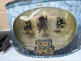 MaxSold Auction: Dragon & lord of the rings collection  - Decatur (Georgia, USA) SELLER MANAGED Moving Online Auction - Snapfinger Woods Drive (STORAGE)