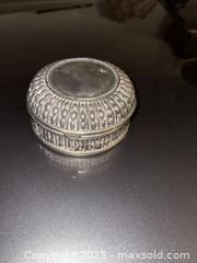 MaxSold Auction: Round Hinged Trinket / Jewelry / Powder Box - Decatur (Georgia, USA) SELLER MANAGED Moving Online Auction - Snapfinger Woods Drive (STORAGE)