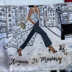 MaxSold Auction: Variety of Purse lot - Decatur (Georgia, USA) SELLER MANAGED Moving Online Auction - Snapfinger Woods Drive (STORAGE)