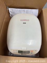 MaxSold Auction: Panasonic Rice Cooker  - Aurora (Ontario, Canada) SELLER MANAGED Moving Online Auction - Goulding Avenue (STORAGE)