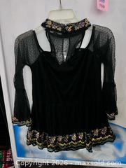 MaxSold Auction: Boston Proper Black Top – Size Medium - Los Angeles (California, USA) SELLER MANAGED Reseller Online Auction - Devonshire Street