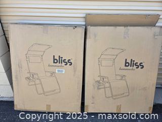MaxSold Auction: 2 new bliss hammock chairs - Sun City (Arizona, USA) PARTNER MANAGED Downsizing Online Auction - North 107th Ave