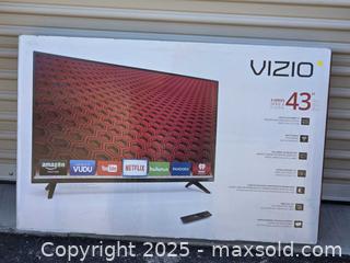 MaxSold Auction: Brand new 43&#34; vizio tv - Sun City (Arizona, USA) PARTNER MANAGED Downsizing Online Auction - North 107th Ave