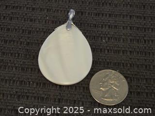 MaxSold Auction: Pretty sterling and stone pendant  - Sun City (Arizona, USA) PARTNER MANAGED Downsizing Online Auction - North 107th Avenue