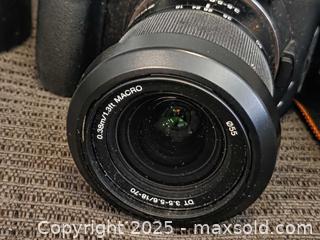 MaxSold Auction: Sony digital camera with extras - Sun City (Arizona, USA) PARTNER MANAGED Downsizing Online Auction - North 107th Ave