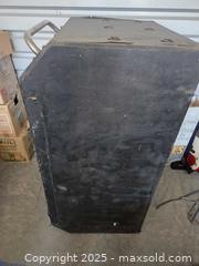 MaxSold Auction: Vintage ampeg v-4b very large - Sun City (Arizona, USA) PARTNER MANAGED Downsizing Online Auction - North 107th Avenue