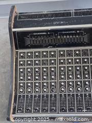 MaxSold Auction: Vintage peavey musical equipment  - Sun City (Arizona, USA) PARTNER MANAGED Downsizing Online Auction - North 107th Avenue