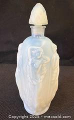 MaxSold Auction: Signed Sabino France Art Deco Nude Ladies Opalescent Glass Perfume Bottle 6.5" - Toronto (Ontario, Canada) PARTNER MANAGED Reseller Online Auction - Railside Road