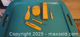 MaxSold Auction: Vintage Ladies Manicure & Grooming Set, Mid?20th Century - San Jose (California, USA) SELLER MANAGED Downsizing Online Auction - Paladin Drive