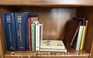 MaxSold Auction: Contents of Bookshelf #1: Physicians Desk Reference, Cancer Supportive Care, & More! - San Francisco (California, USA) SELLER MANAGED Estate Sale Online Auction - Kenwood Way