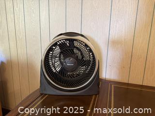 MaxSold Auction: Honeywell Fan - San Francisco (California, USA) SELLER MANAGED Estate Sale Online Auction - Kenwood Way