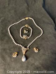 MaxSold Auction: Pearl and Sterling Silver Set - San Francisco (California, USA) SELLER MANAGED Estate Sale Online Auction - Kenwood Way