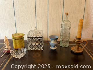 MaxSold Auction: Vintage Assorted Glassware, Ceramics, & More - San Francisco (California, USA) SELLER MANAGED Estate Sale Online Auction - Kenwood Way