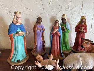 MaxSold Auction: Vintage Ceramic Nativity Scene Christmas Decor - San Francisco (California, USA) SELLER MANAGED Estate Sale Online Auction - Kenwood Way