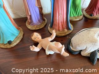 MaxSold Auction: Vintage Ceramic Nativity Scene Christmas Decor - San Francisco (California, USA) SELLER MANAGED Estate Sale Online Auction - Kenwood Way