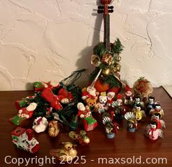 MaxSold Auction: Vintage Christmas Decoration Lot, Vintage Santa Lights etc.  - San Francisco (California, USA) SELLER MANAGED Estate Sale Online Auction - Kenwood Way