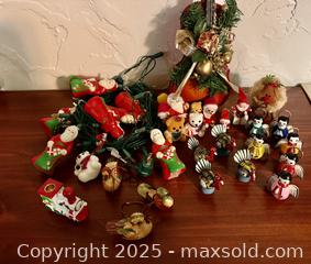 MaxSold Auction: Vintage Christmas Decoration Lot, Vintage Santa Lights etc.  - San Francisco (California, USA) SELLER MANAGED Estate Sale Online Auction - Kenwood Way