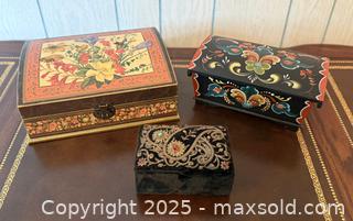 MaxSold Auction: Vintage Handmade Floral Paisley Jewlery Trinket Boxes - San Francisco (California, USA) SELLER MANAGED Estate Sale Online Auction - Kenwood Way