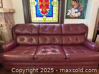 MaxSold Auction: Vintage Leather Couch - San Francisco (California, USA) SELLER MANAGED Estate Sale Online Auction - Kenwood Way