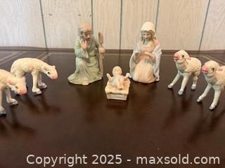 MaxSold Auction: Vintage Lefton 1983 The Christopher Collection Nativity Scene - Christmas - San Francisco (California, USA) SELLER MANAGED Estate Sale Online Auction - Kenwood Way