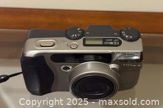 MaxSold Auction: Vintage Nikon Zoom 800 AF Point & Shoot 35mm Film Camera w/ 38-130mm lens - San Francisco (California, USA) SELLER MANAGED Estate Sale Online Auction - Kenwood Way