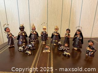 MaxSold Auction: Vintage Tonala Mexican Folk Art Pottery Clay Hand Painted Nativity Scene - San Francisco (California, USA) SELLER MANAGED Estate Sale Online Auction - Kenwood Way