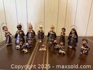 MaxSold Auction: Vintage Tonala Mexican Folk Art Pottery Clay Hand Painted Nativity Scene - San Francisco (California, USA) SELLER MANAGED Estate Sale Online Auction - Kenwood Way