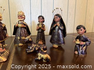 MaxSold Auction: Vintage Tonala Mexican Folk Art Pottery Clay Hand Painted Nativity Scene - San Francisco (California, USA) SELLER MANAGED Estate Sale Online Auction - Kenwood Way