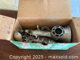 MaxSold Auction: Vintage Universal Food and Meat Chopper No. 2 With Box - San Francisco (California, USA) SELLER MANAGED Estate Sale Online Auction - Kenwood Way
