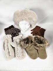 MaxSold Auction: ARIS Knit Hat, Mittens and Gloves Set — Beige/Tan/Cream - Toronto (Ontario, Canada) PARTNER MANAGED Downsizing Online Auction - Research Road (STORAGE)