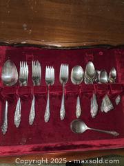 MaxSold Auction: Community Silverplate Flatware Set with Wooden Chest - Toronto (Ontario, Canada) PARTNER MANAGED Downsizing Online Auction - Research Road (STORAGE)