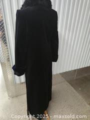 MaxSold Auction: Jacques Vert Small Full-Length Velvet Coat - Toronto (Ontario, Canada) PARTNER MANAGED Downsizing Online Auction - Research Road (STORAGE)