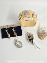 MaxSold Auction: Lot of 6 Vintage Costume Jewelry: Cameo, Brooches, Bangle - Toronto (Ontario, Canada) PARTNER MANAGED Downsizing Online Auction - Research Road (STORAGE)