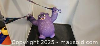 MaxSold Auction: IF (Imaginary Friends) AMC Theaters Exclusive Pop Corn Bucket 2024 - Toronto (Ontario, Canada) SELLER MANAGED Reseller Online Auction - Falstaff Avenue (CONDO)