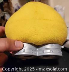 MaxSold Auction: minions disco dancing bob plush and build a bear  - Toronto (Ontario, Canada) SELLER MANAGED Reseller Online Auction - Falstaff Avenue (CONDO)