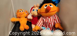 MaxSold Auction: Sesame Street, ernie tyco, cookie monster, Zoe,  piggy, + baby bop - Toronto (Ontario, Canada) SELLER MANAGED Reseller Online Auction - Falstaff Avenue (CONDO)