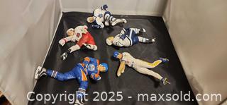 MaxSold Auction: Sports NHL MLB figures maple leaf Oilers la Dodgers.... - Toronto (Ontario, Canada) SELLER MANAGED Reseller Online Auction - Falstaff Avenue (CONDO)