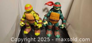 MaxSold Auction: Teenage Mutant Ninja Turtle 11" Figures RAPHAEL MICHAEL ANGELO TMNT - Toronto (Ontario, Canada) SELLER MANAGED Reseller Online Auction - Falstaff Avenue (CONDO)
