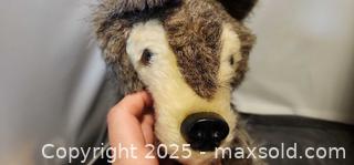 MaxSold Auction: Timber Wolf Dog 18” Approx. Nose To Tail  - Toronto (Ontario, Canada) SELLER MANAGED Reseller Online Auction - Falstaff Avenue (CONDO)