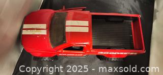 MaxSold Auction: Tootsietoy 1998 Daimler Chrysler Dodge Pick Up Drag Bikes USA Top Eliminator Red toy - Toronto (Ontario, Canada) SELLER MANAGED Reseller Online Auction - Falstaff Avenue (CONDO)