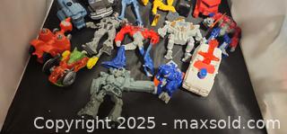 MaxSold Auction: Transformers kids meal toys lot - Toronto (Ontario, Canada) SELLER MANAGED Reseller Online Auction - Falstaff Avenue (CONDO)