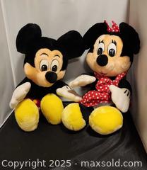 MaxSold Auction: Vintage Disneyland Walt Disney World Originals Mickey & Minnie Mouse Plush - Toronto (Ontario, Canada) SELLER MANAGED Reseller Online Auction - Falstaff Avenue (CONDO)