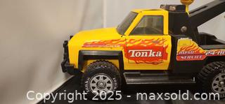 MaxSold Auction: VTG Tonka Toy Truck Tow Wrecker Road Rescue Service 1999 - Toronto (Ontario, Canada) SELLER MANAGED Reseller Online Auction - Falstaff Avenue (CONDO)