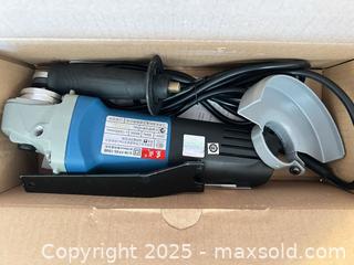 MaxSold Auction: 100mm ANGLE GRINDER 220V-50HZ 850W - Kingston (Ontario, Canada) SELLER MANAGED Downsizing Online Auction - Crossfield Avenue