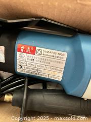 MaxSold Auction: 100mm ANGLE GRINDER 220V-50HZ 850W - Kingston (Ontario, Canada) SELLER MANAGED Downsizing Online Auction - Crossfield Avenue